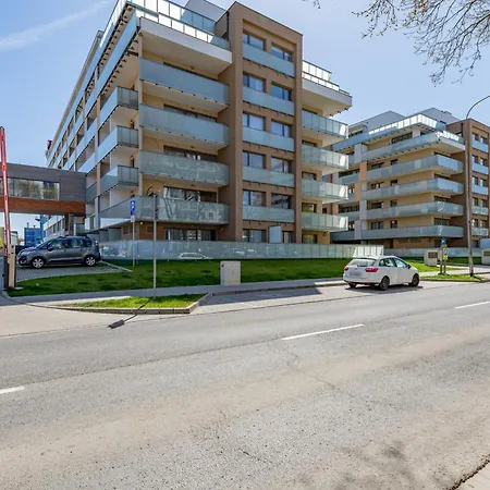 Deluxe Apartament Baltic Wave, Basen, Siłownia, Parking by Noclegi Renters-2